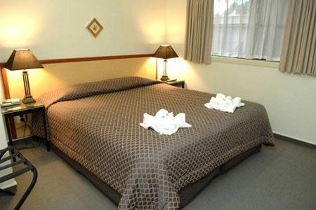 Luxury One Bedroom Suite (Sleeps 3), Tuscany Villas Motor Inn and Conference Centre Rotorua
