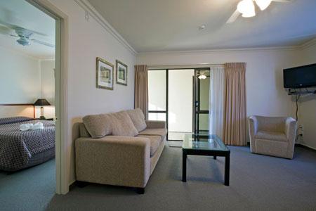 Luxury One Bedroom Suite (Sleeps 2 to 4), Tuscany Villas Motor Inn and Conference Centre Rotorua