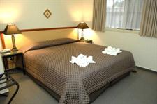 Luxury One Bedroom Suite (Sleeps 3)-Tuscany Villas Motel & Conference Centre Rotorua