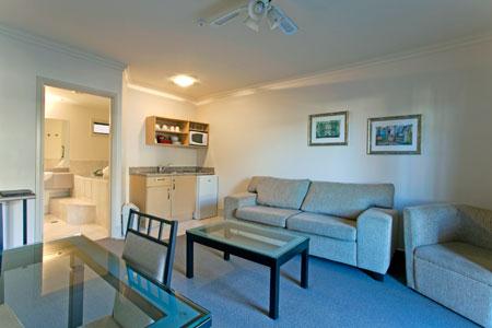 Luxury One Bedroom Suite (Sleeps 2 to 4)-Tuscany Villas Motel & Conference Centre Rotorua